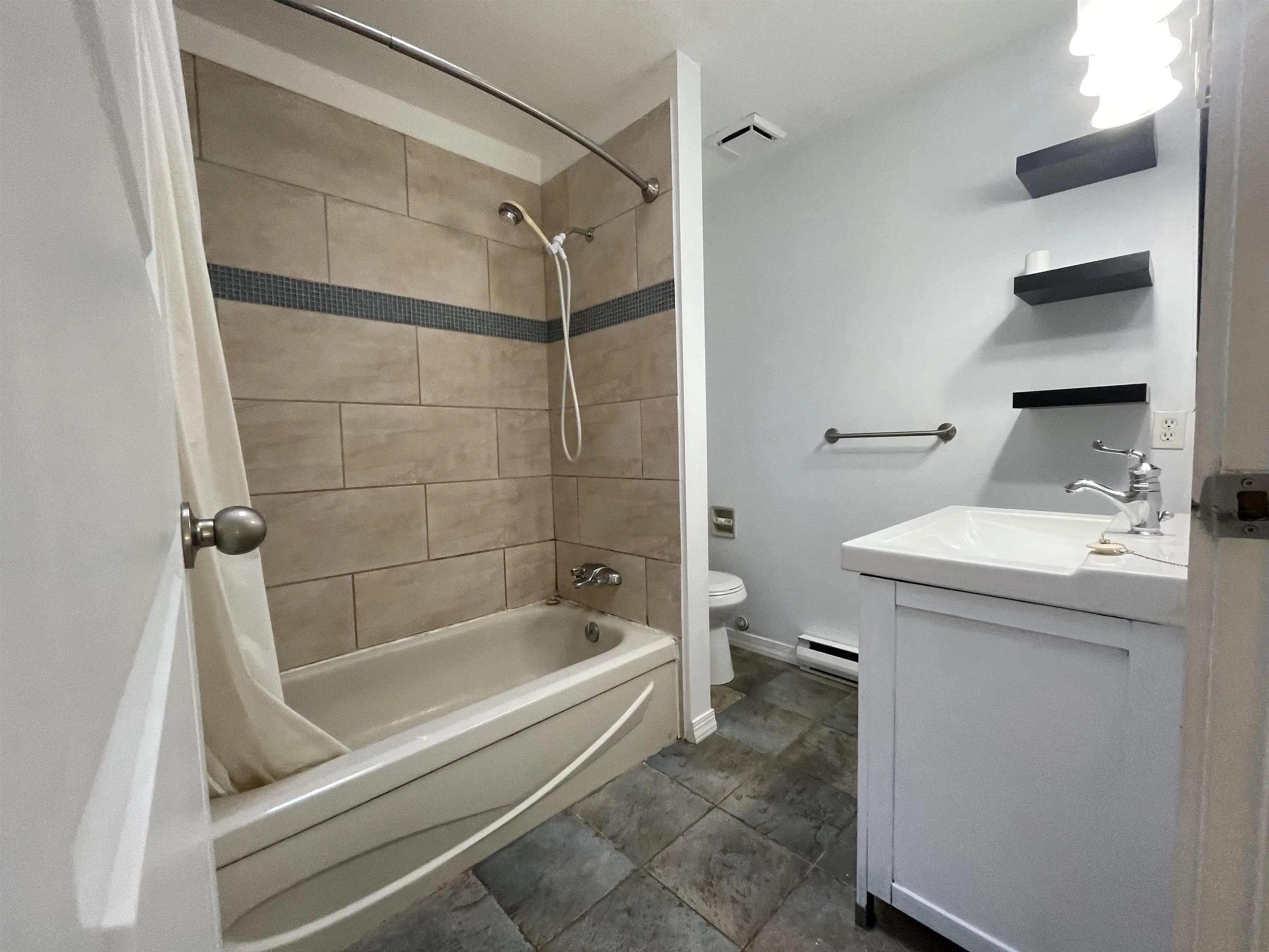 10471 Steveston Highway