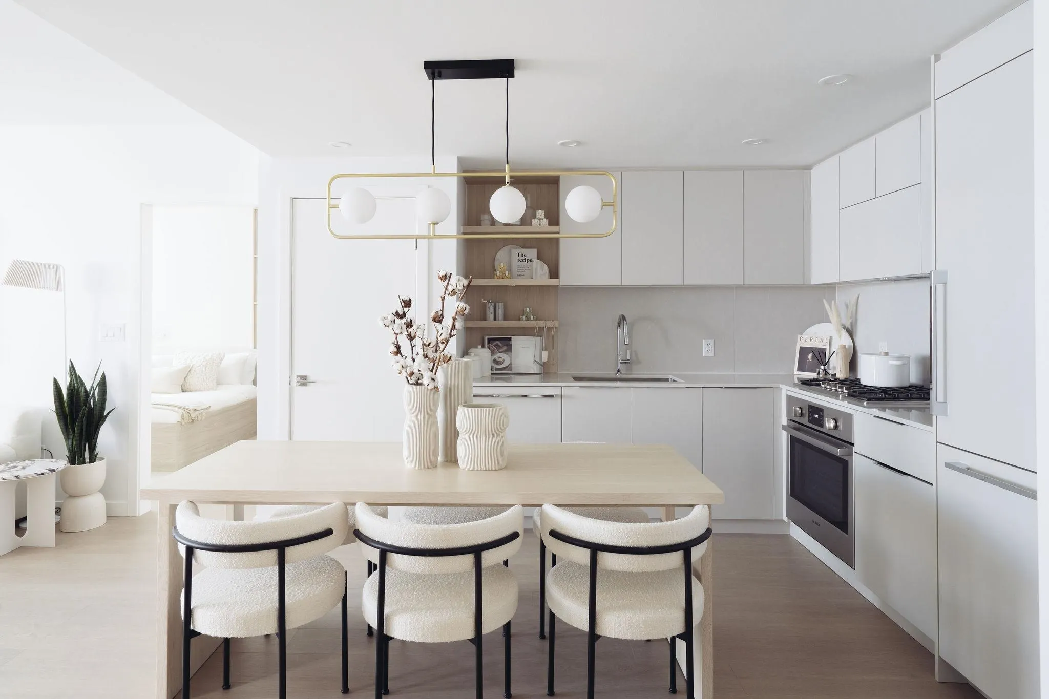 503 311 Alderson Avenue