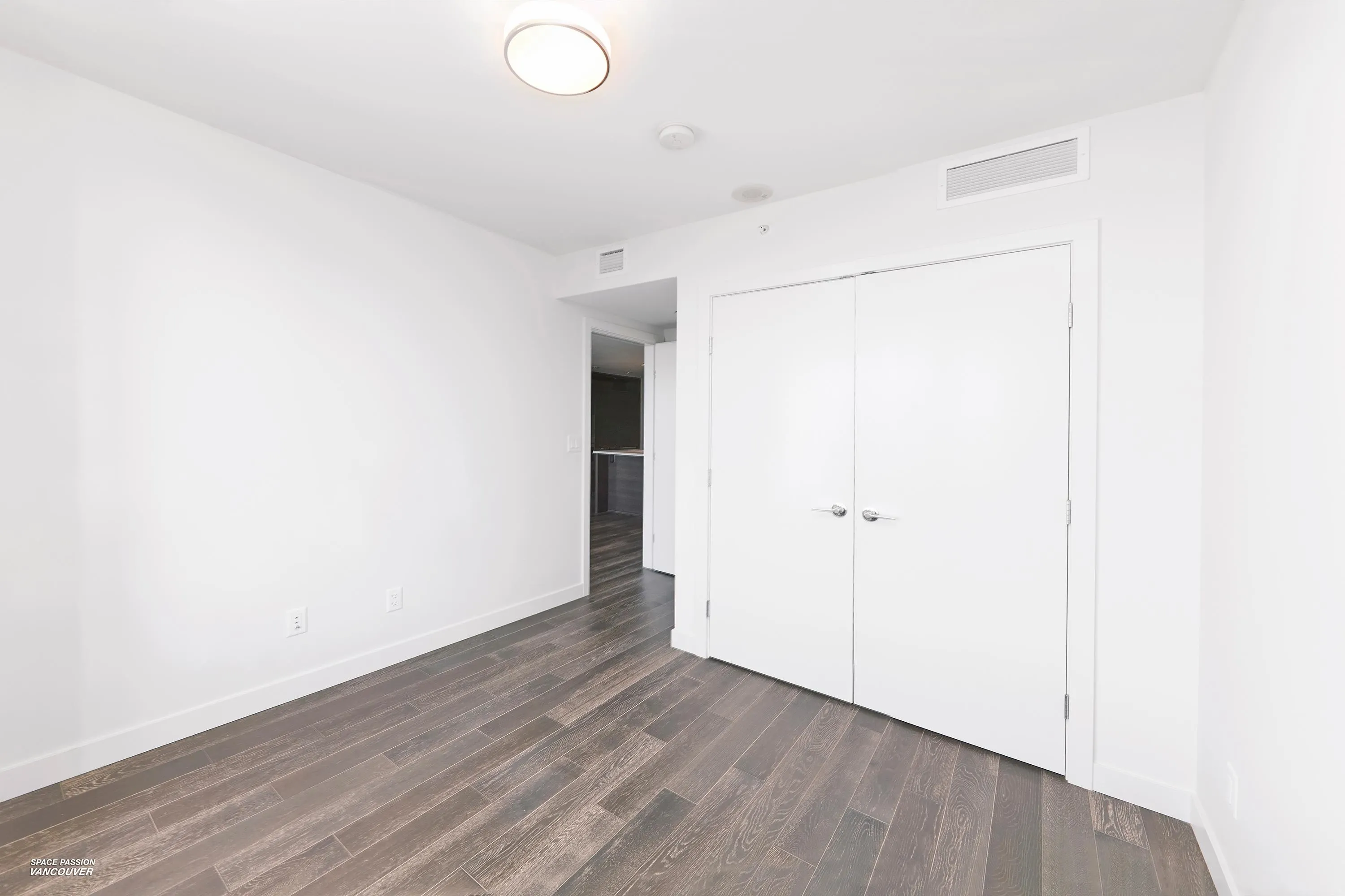 1706 7488 Lansdowne Road