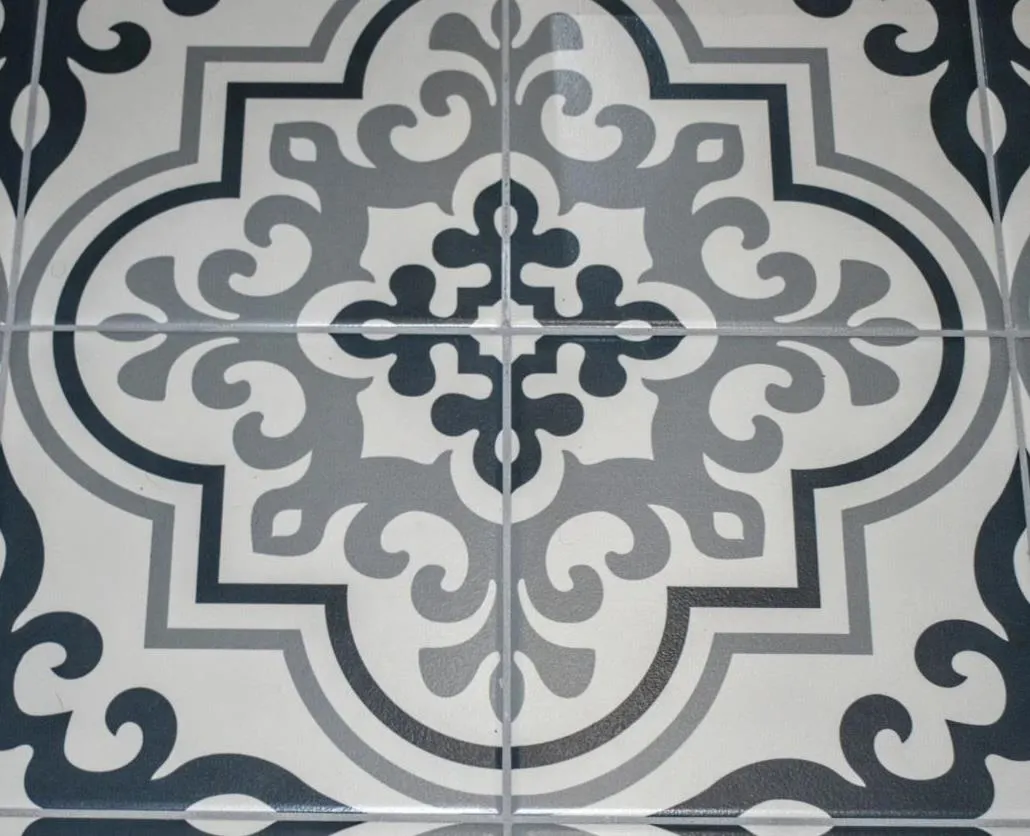 305 3530 Cambie Street