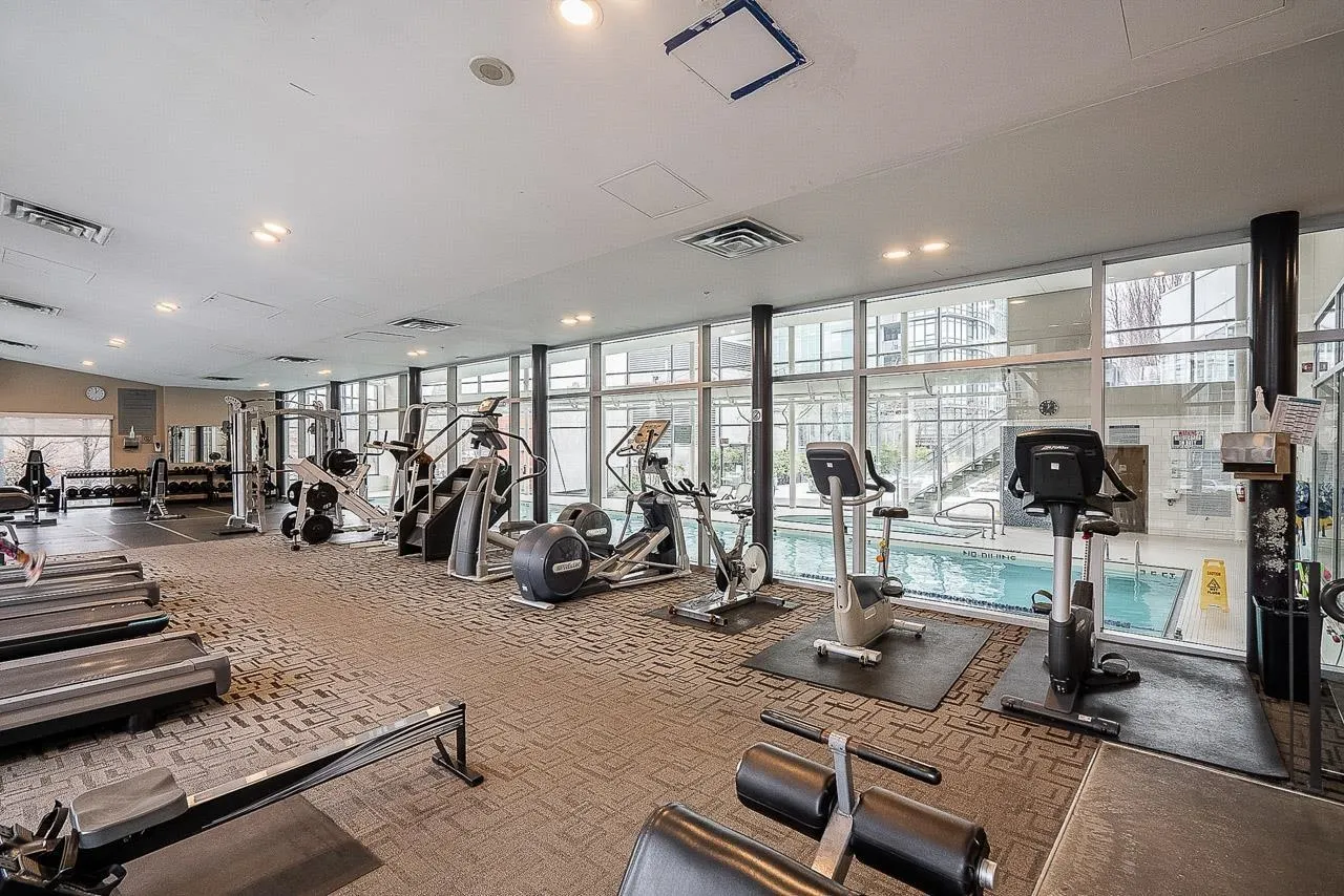 2306 1438 Richards Street