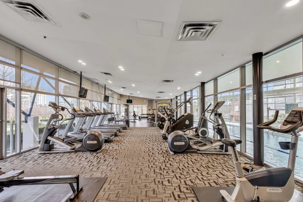 2306 1438 Richards Street