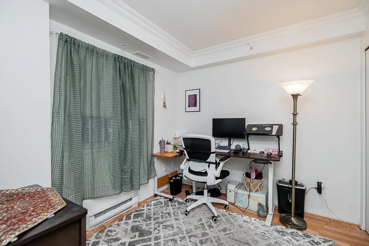 328 528 Rochester Avenue