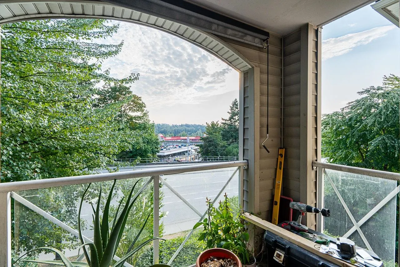 328 528 Rochester Avenue