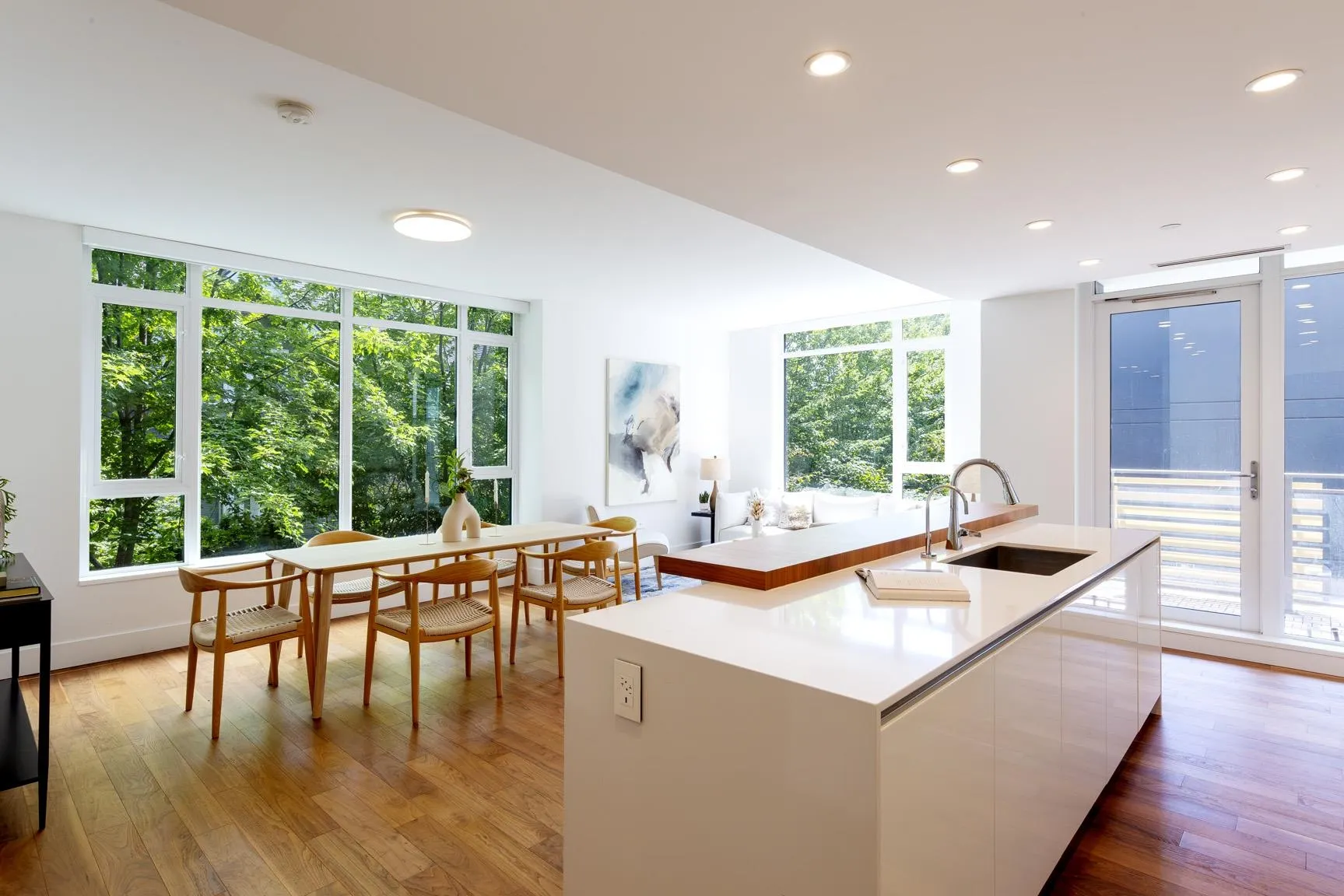 206 7428 Alberta Street