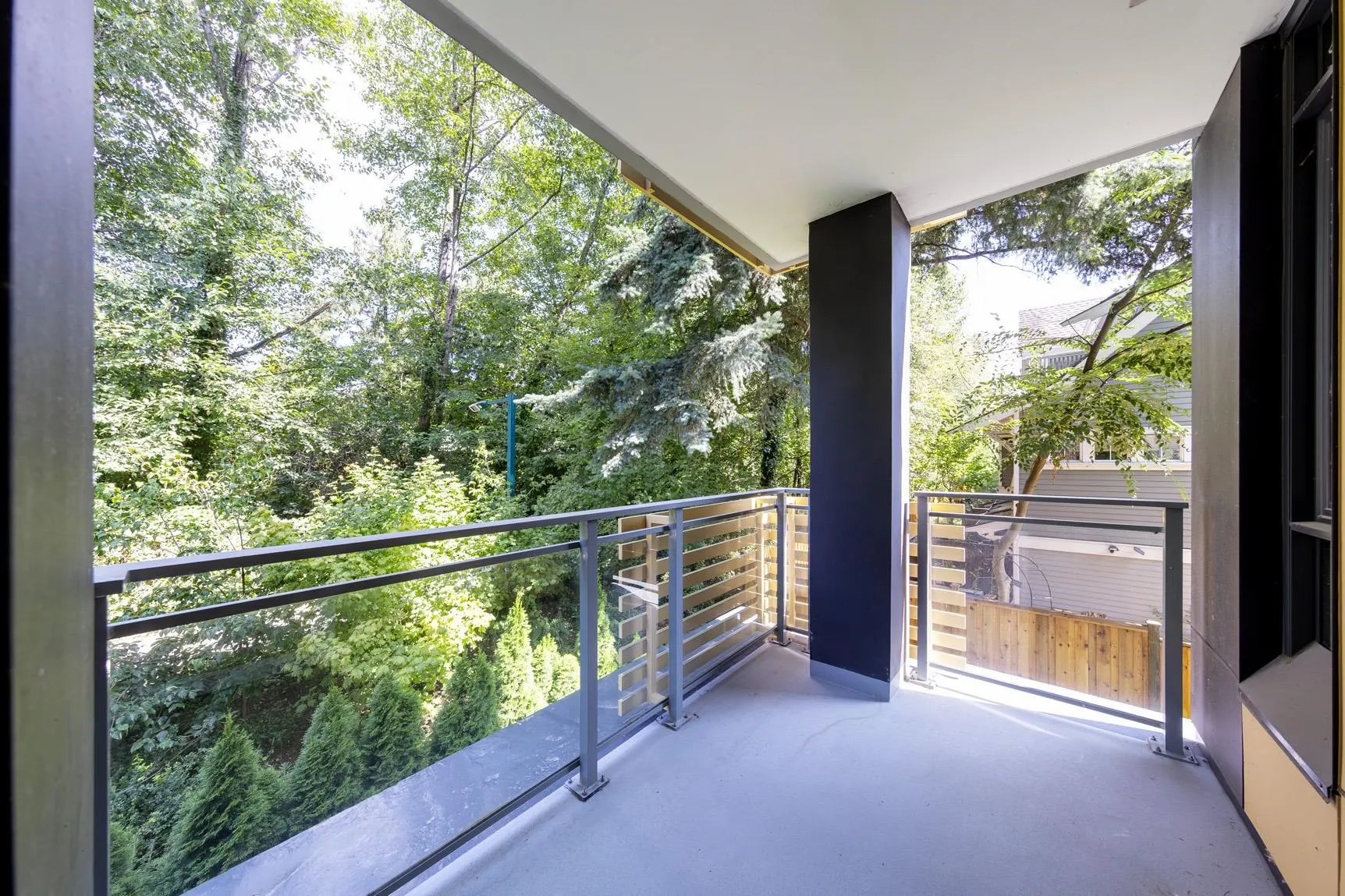 206 7428 Alberta Street