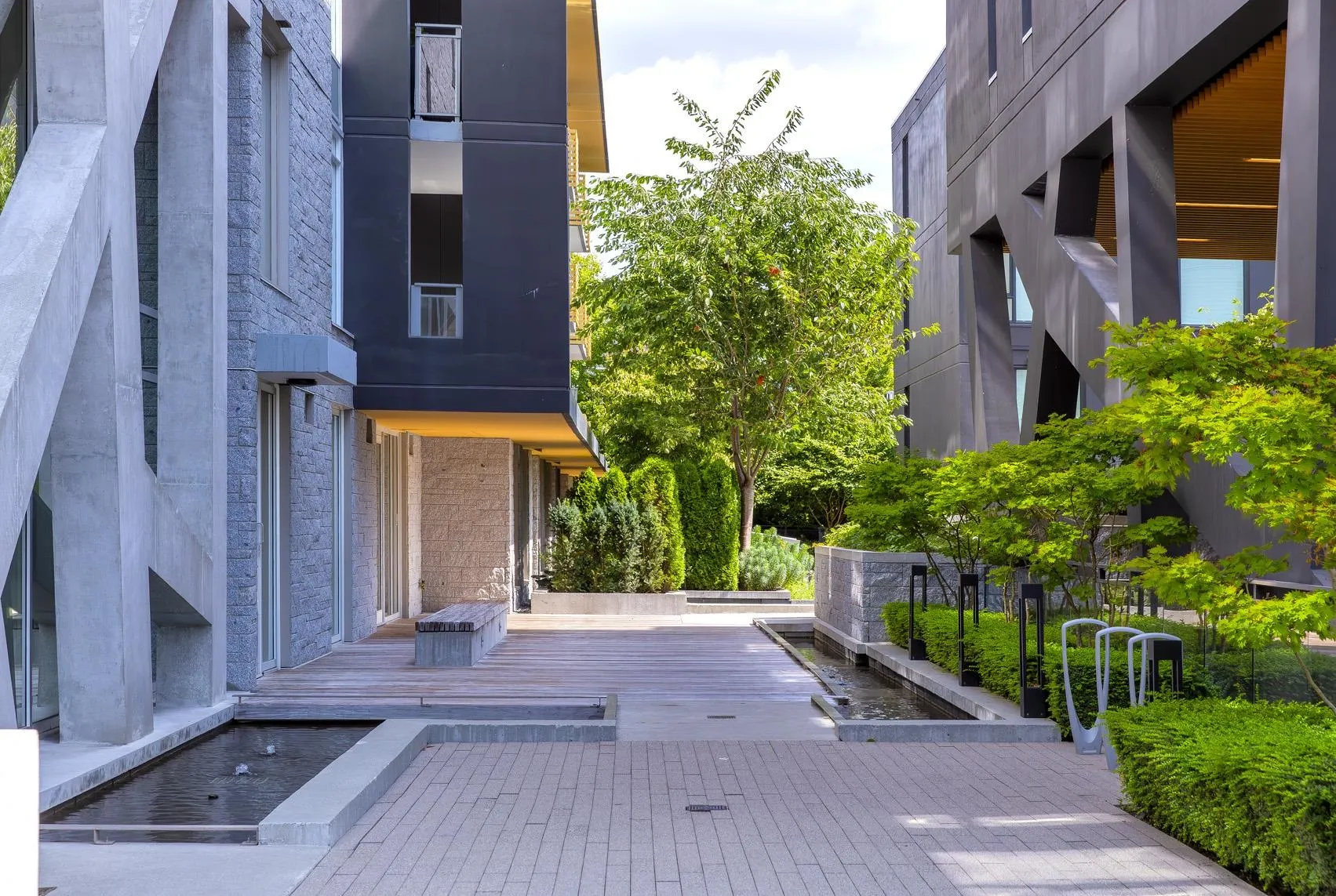 206 7428 Alberta Street