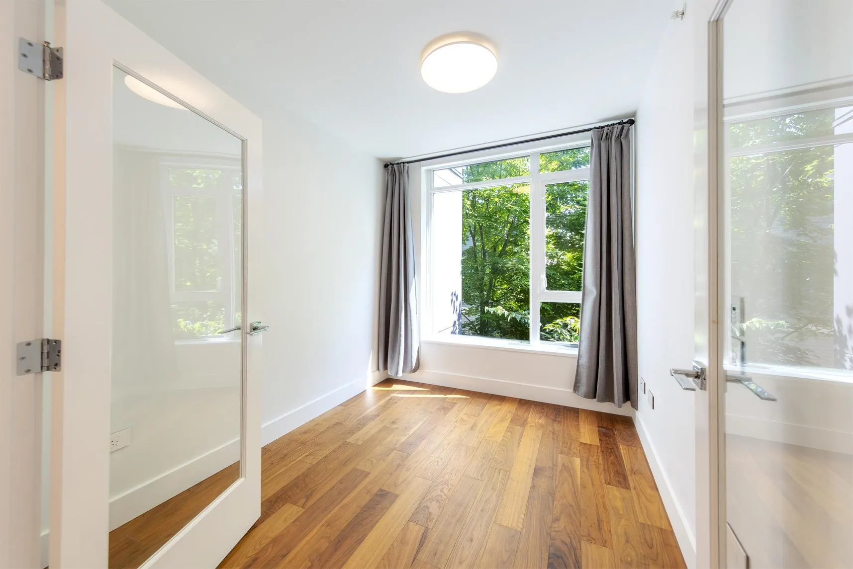 206 7428 Alberta Street