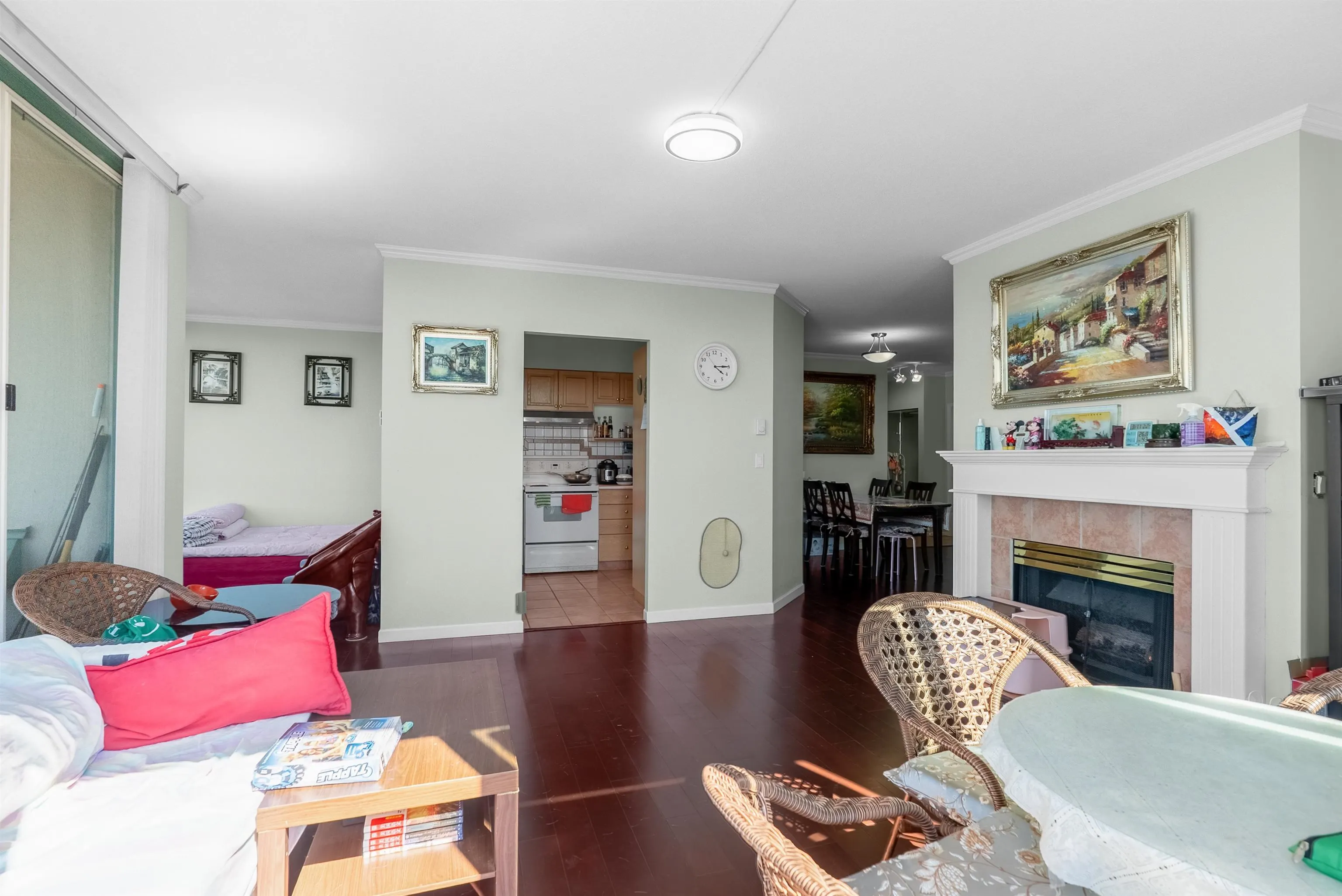 1501 8871 Lansdowne Road