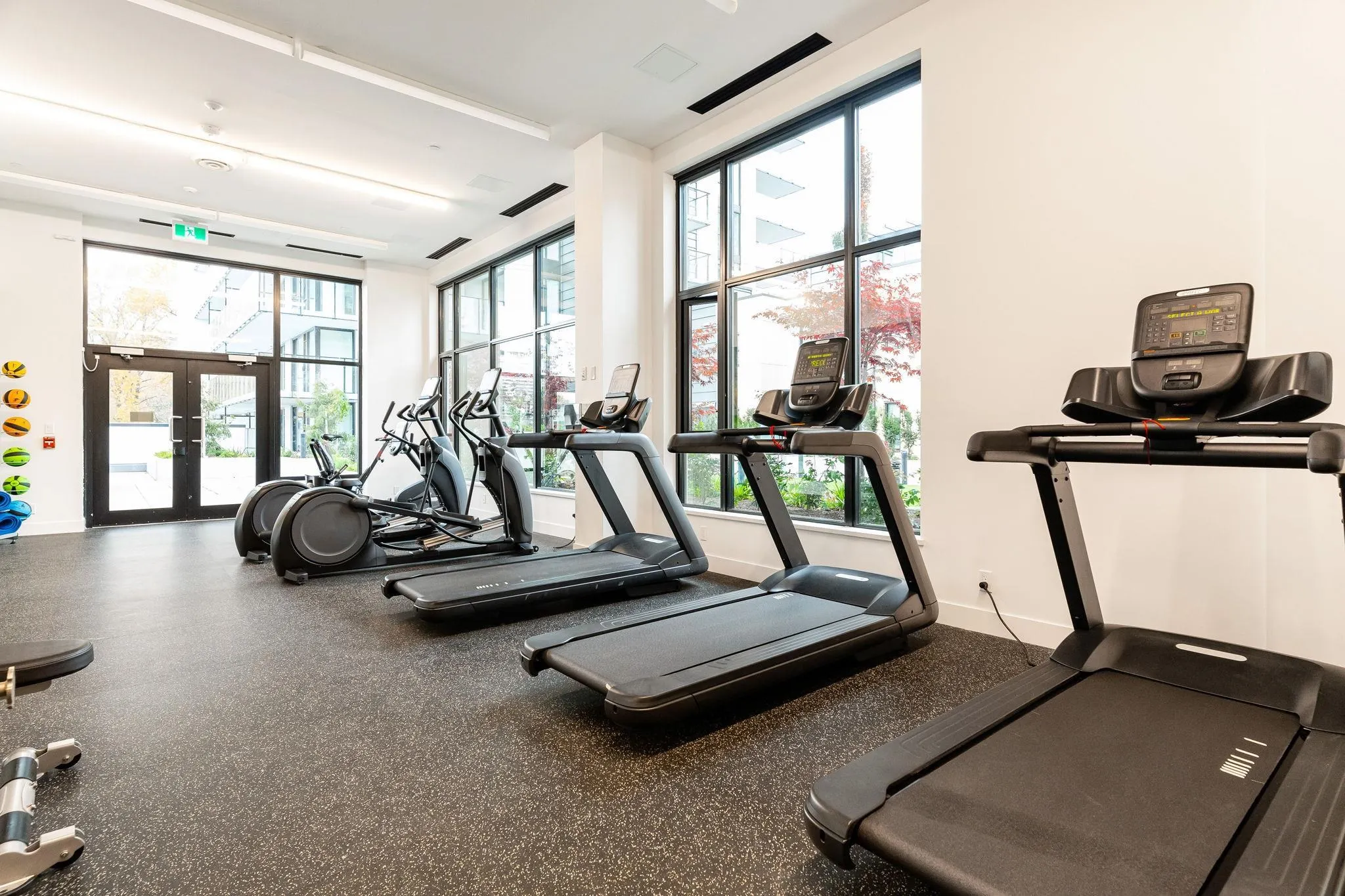 403 1471 Hunter Street