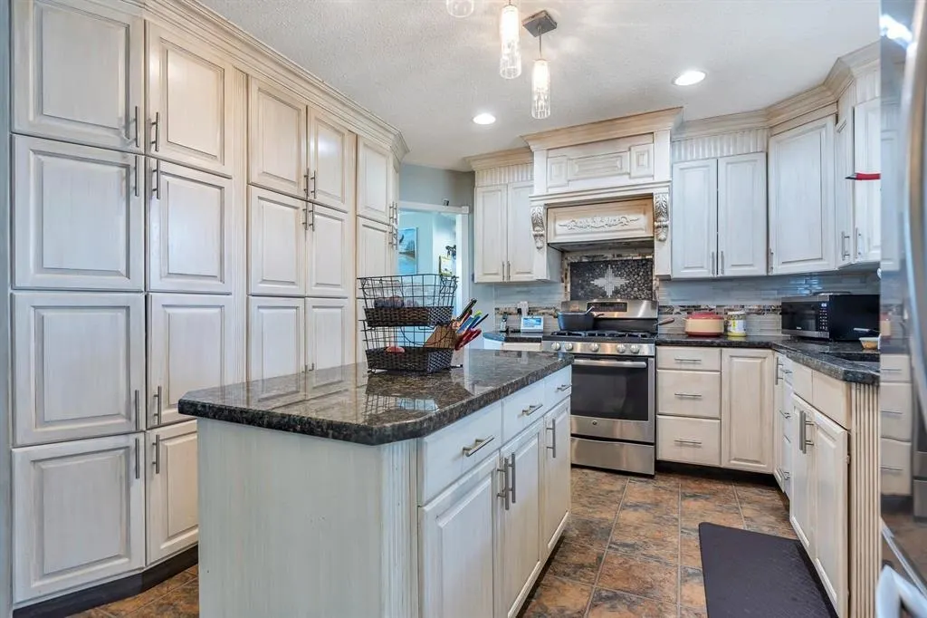 32678 Pandora Avenue