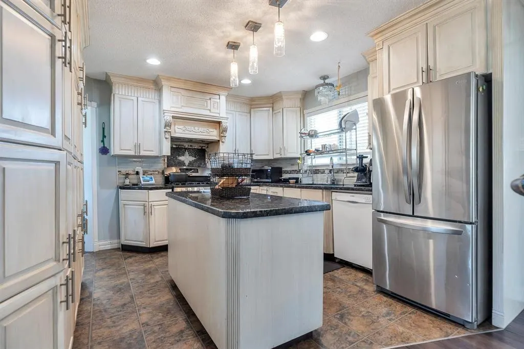 32678 Pandora Avenue