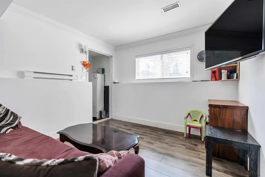 32678 Pandora Avenue