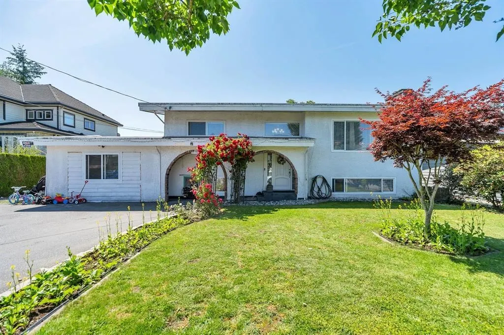 32678 Pandora Avenue