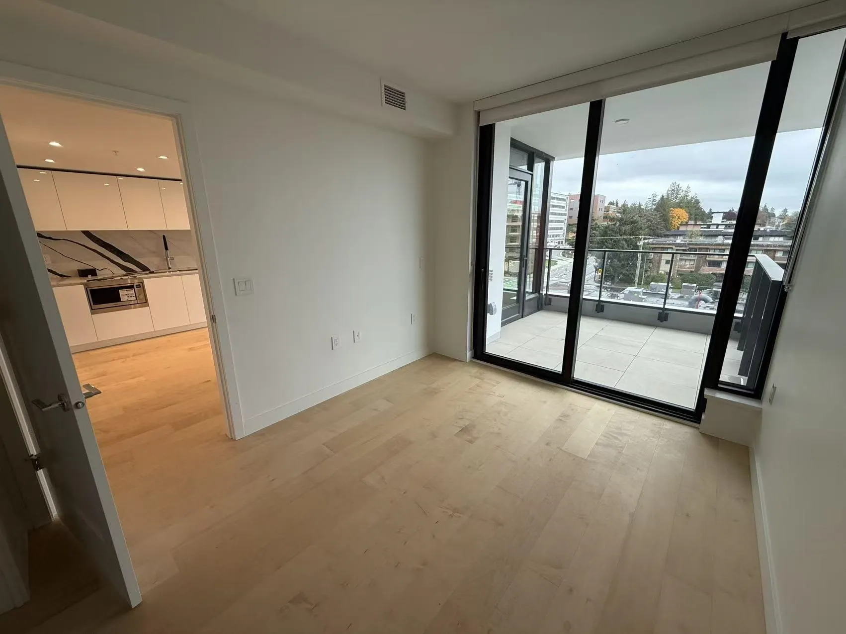 501 135 13th E Street