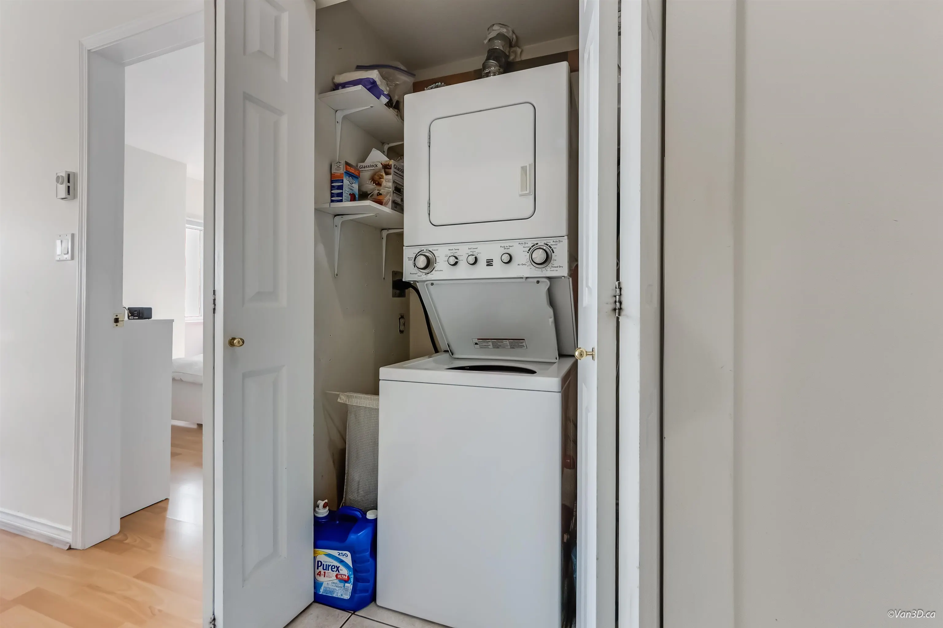 104 177 W 5th Street