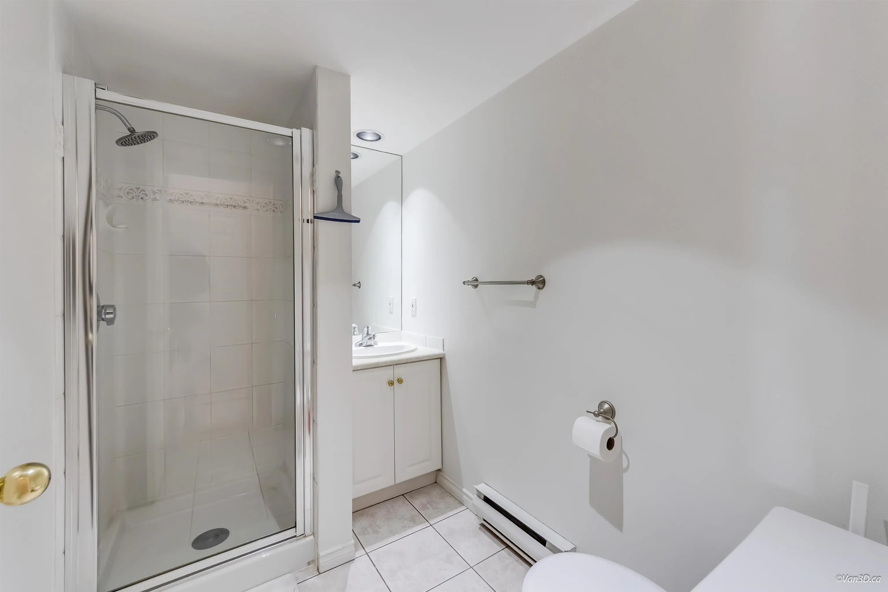 104 177 W 5th Street