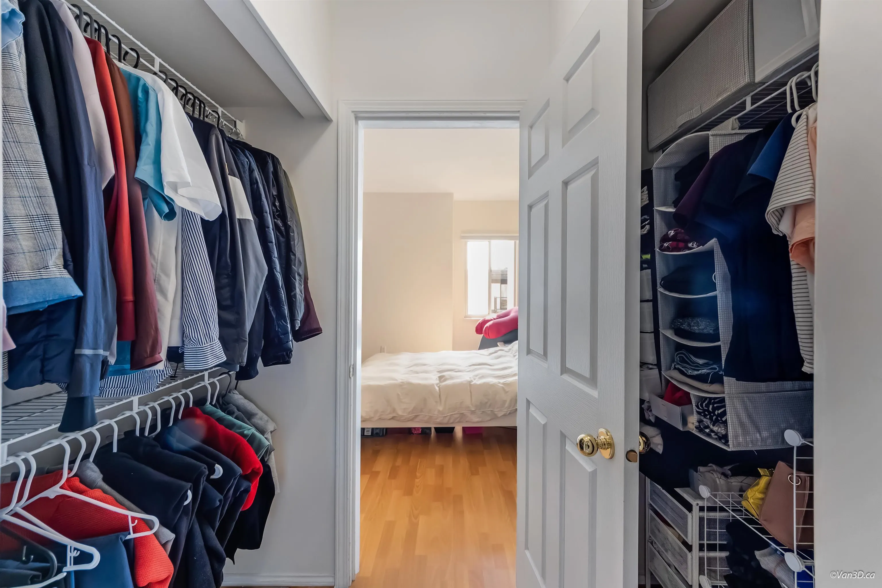 104 177 W 5th Street