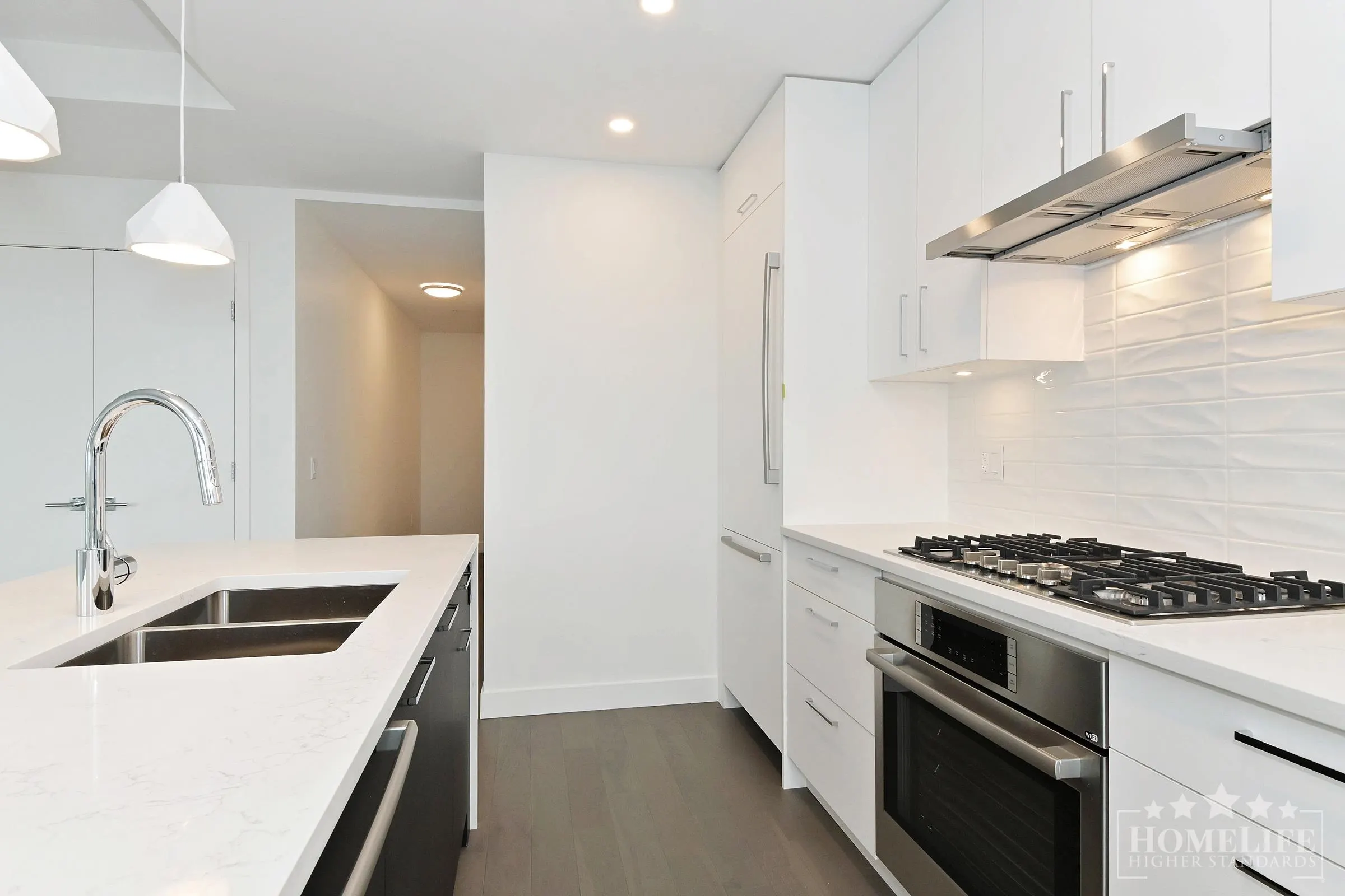 1302 1588 Johnston Road