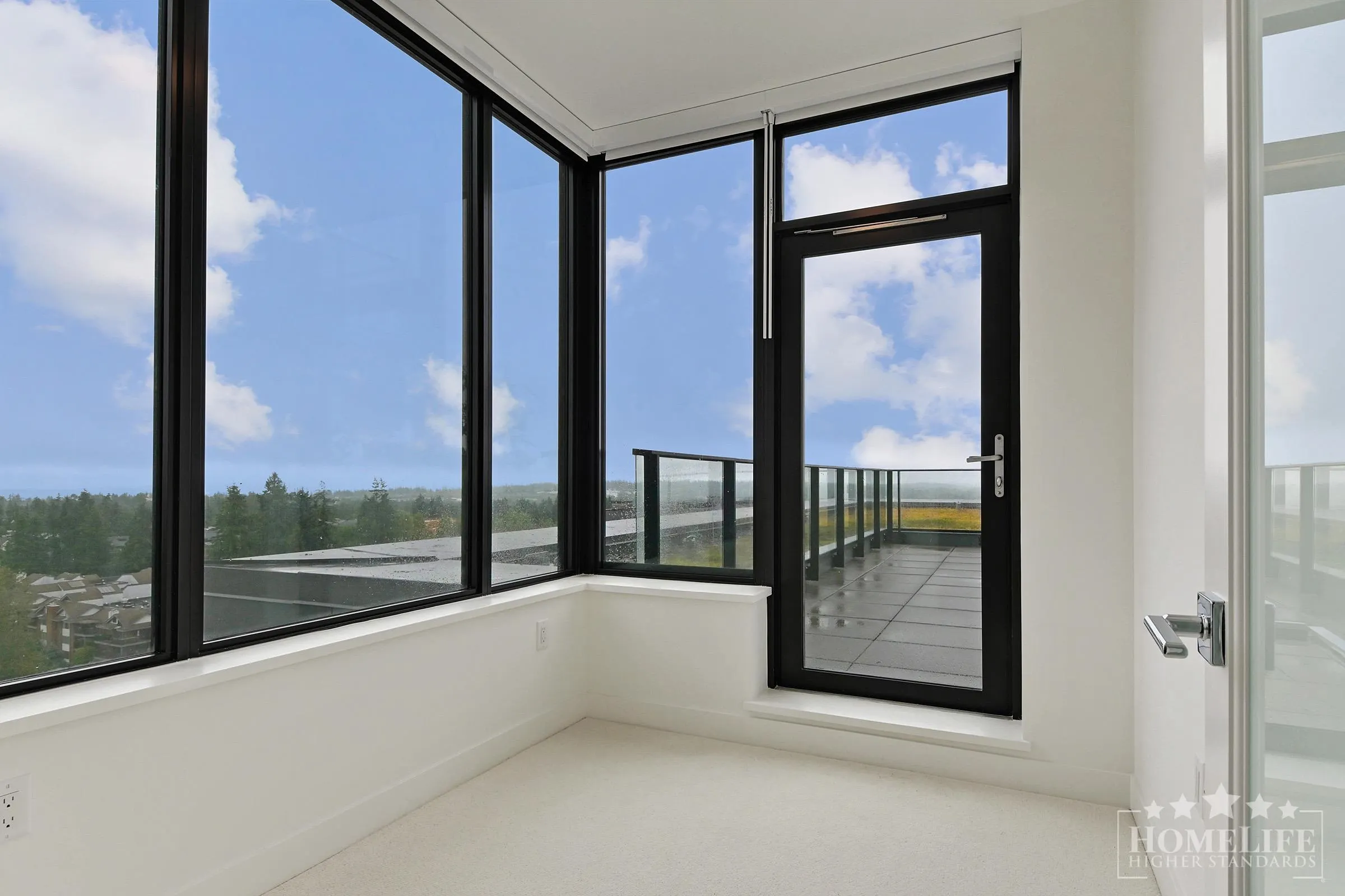 1302 1588 Johnston Road