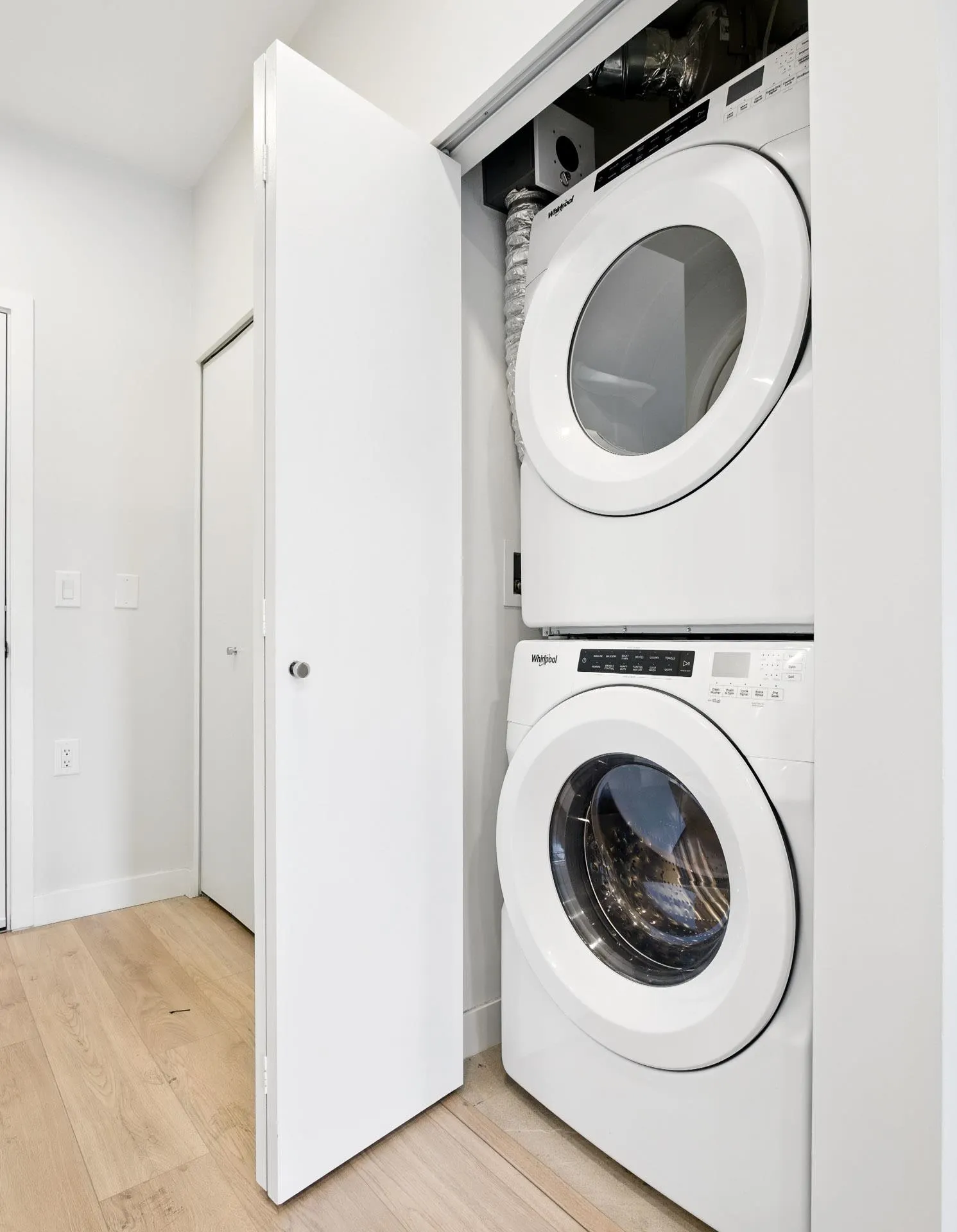 321 7599 15th Street