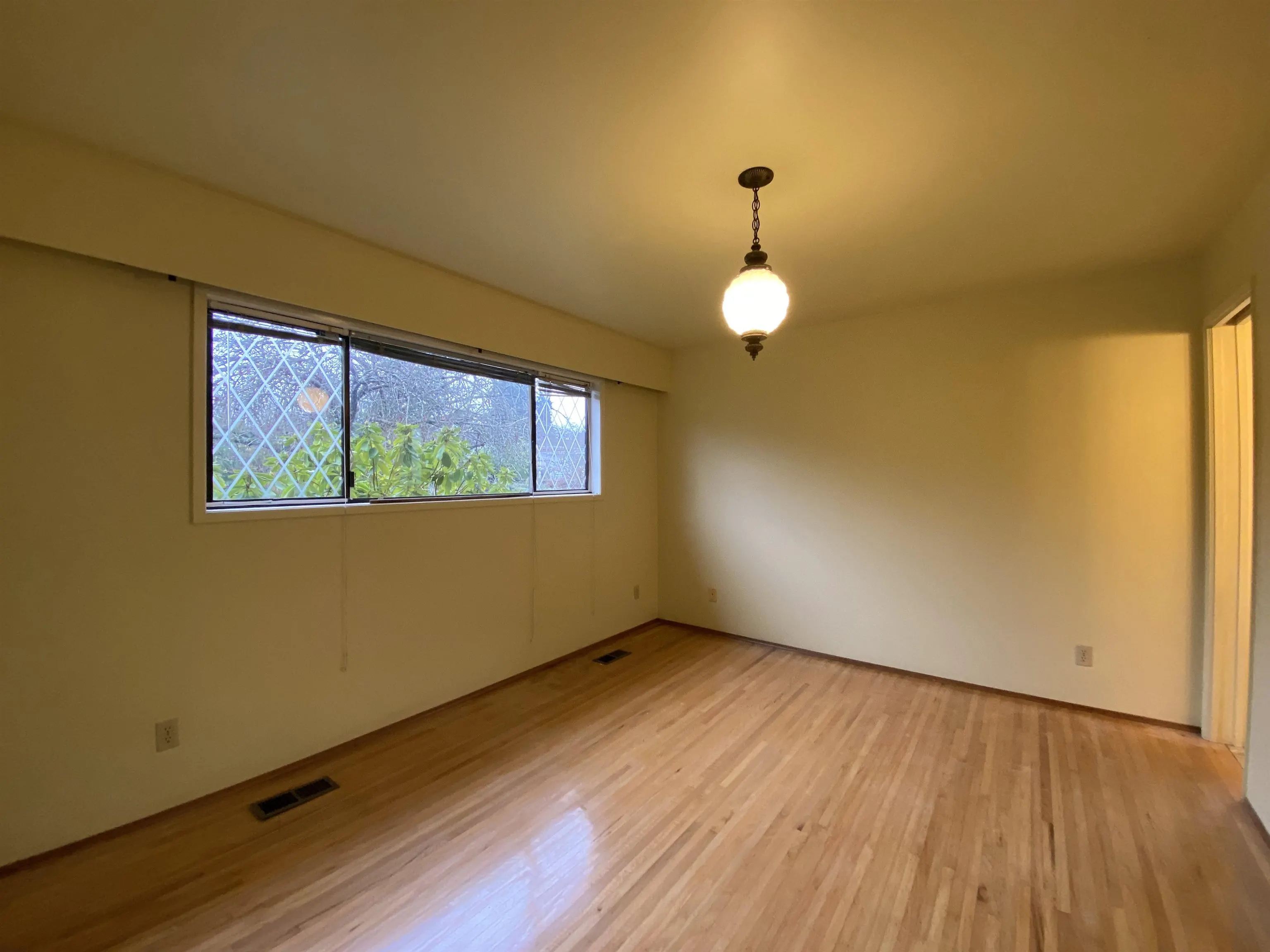 6145 Sherbrooke Street