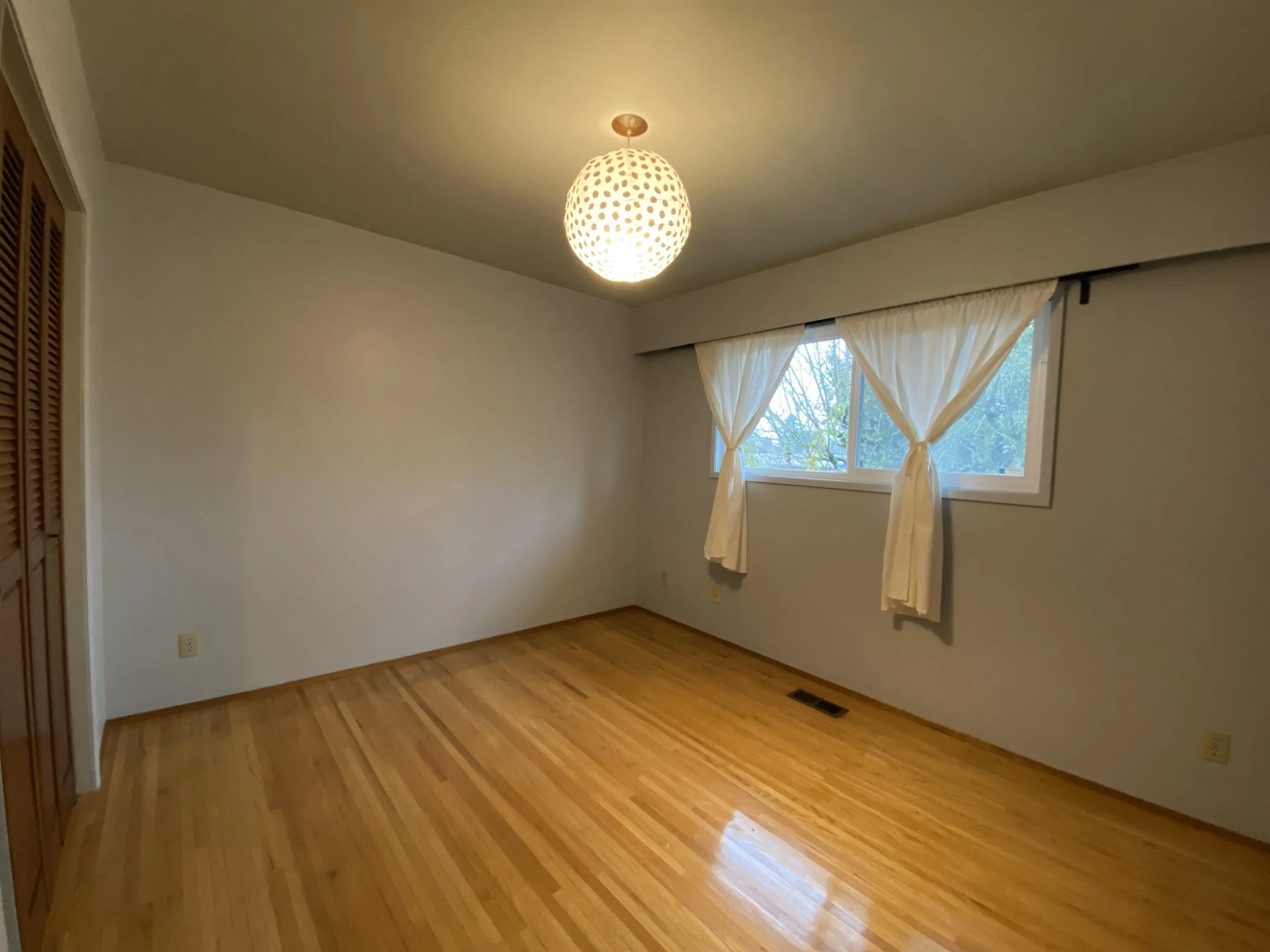 6145 Sherbrooke Street