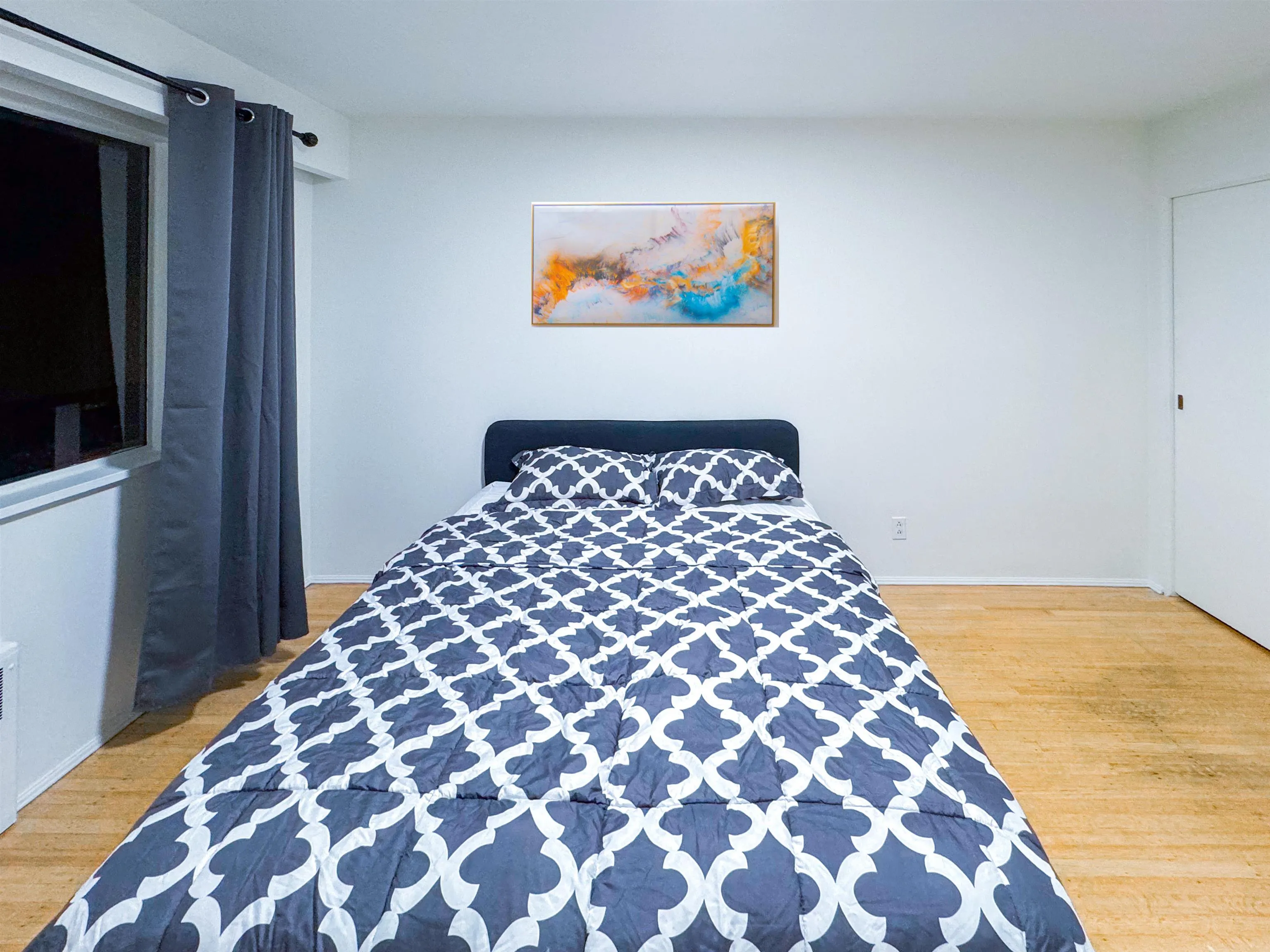 201 1925 Nelson Street