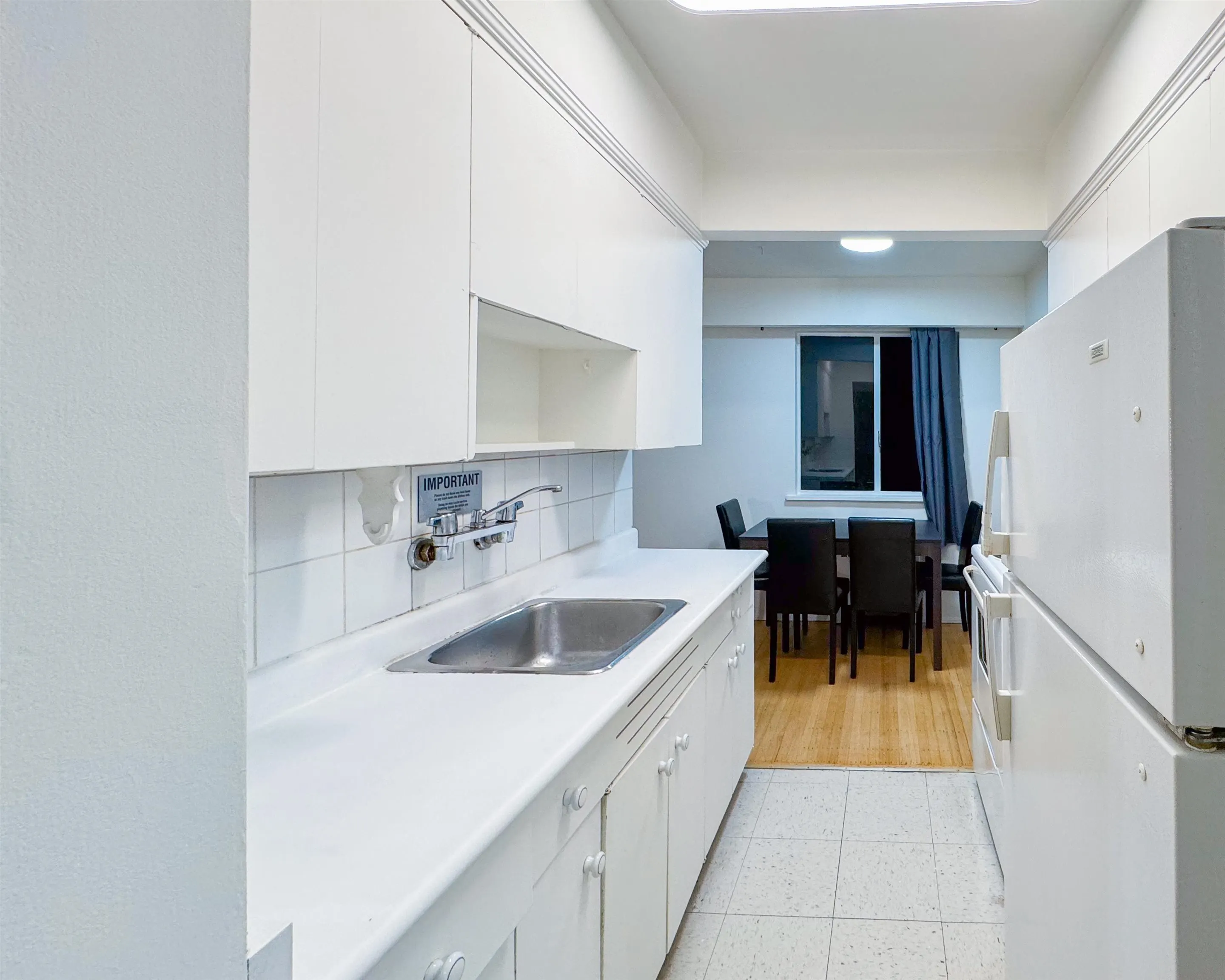 201 1925 Nelson Street