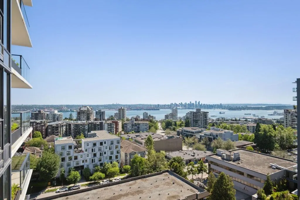 1104 135 E 13th Street