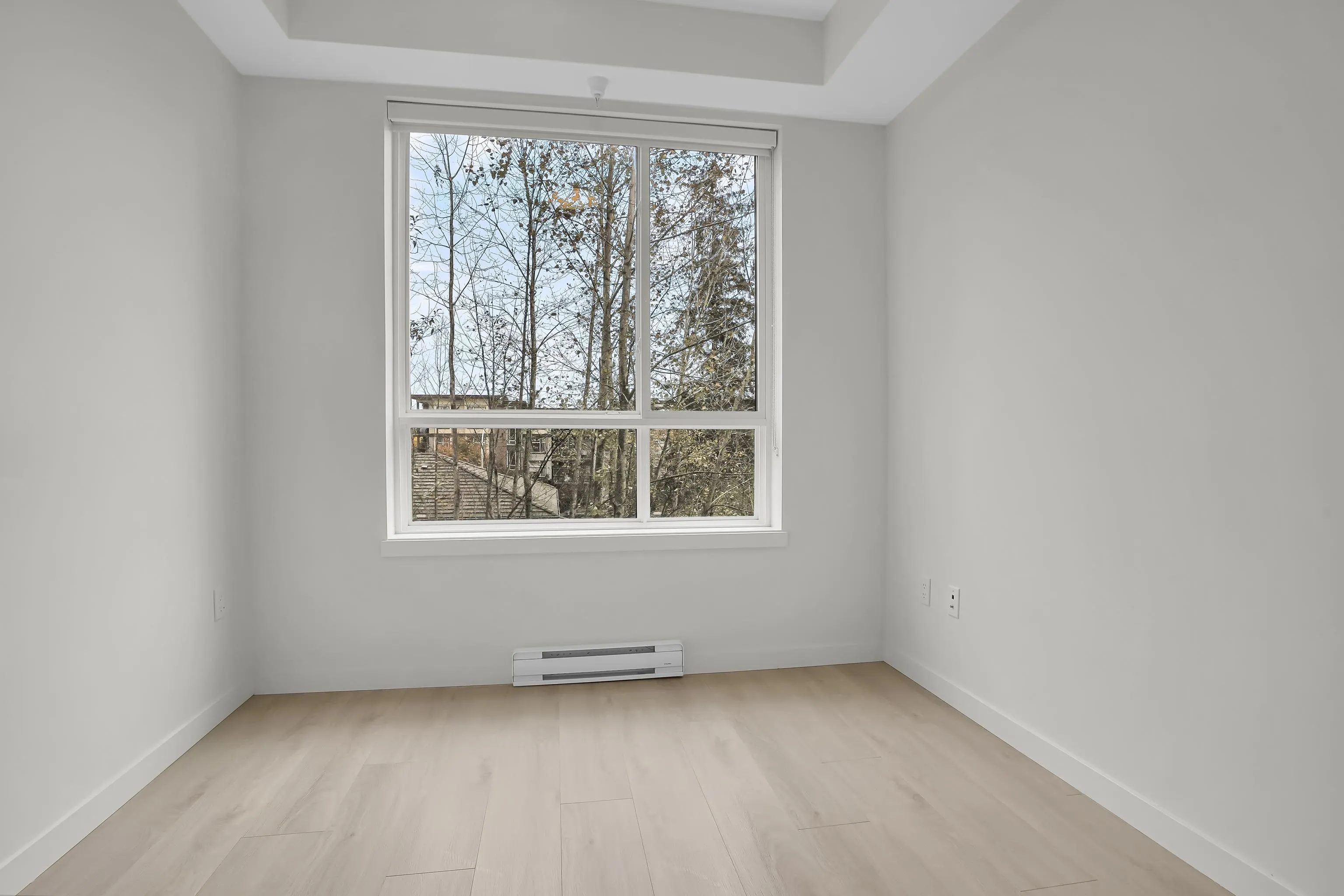 E318 13858 108 Avenue