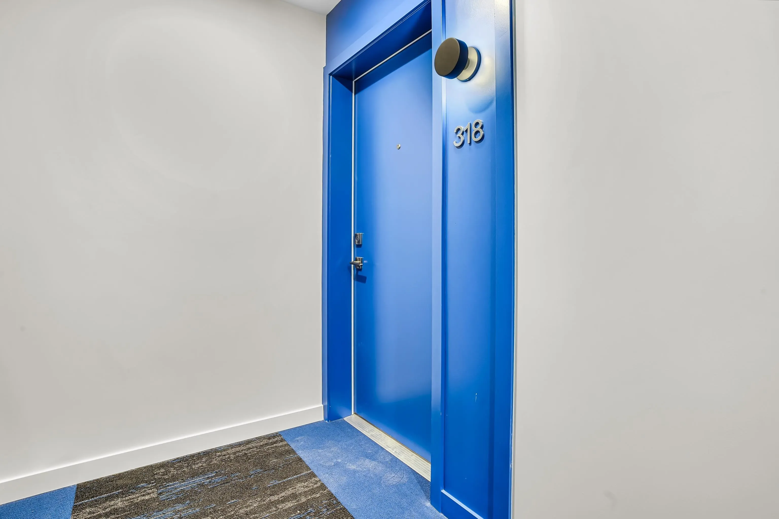 E318 13858 108 Avenue