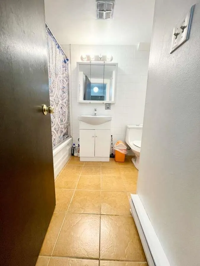 219 9300 Glenacres Drive