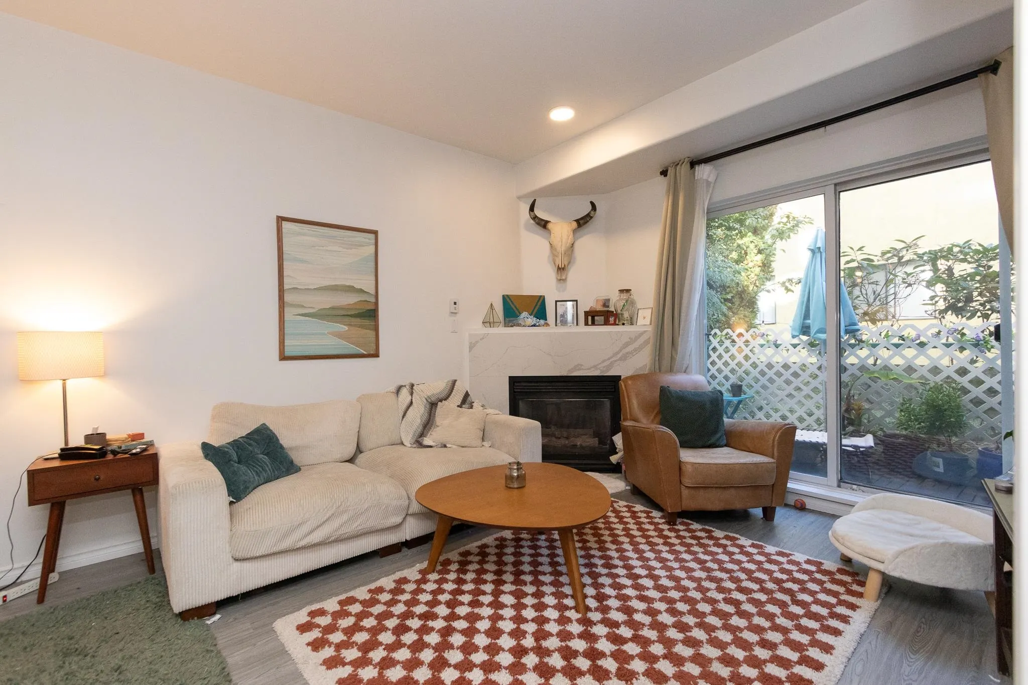 106 177 W 5th Street