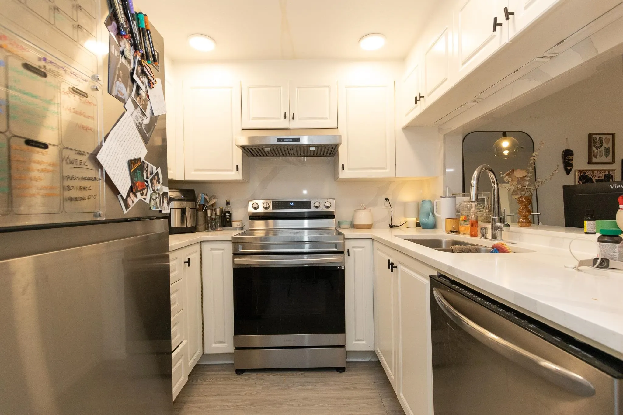 106 177 W 5th Street