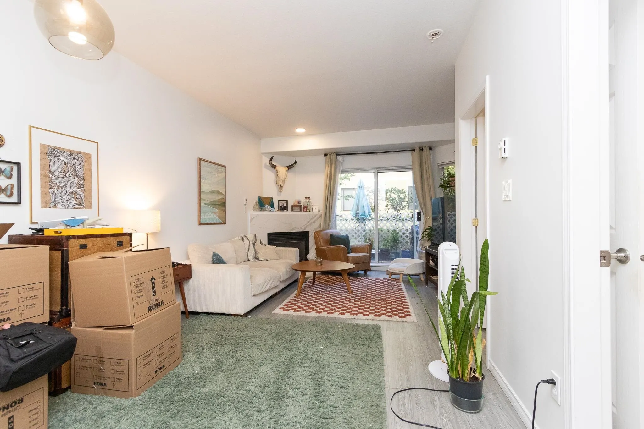 106 177 W 5th Street