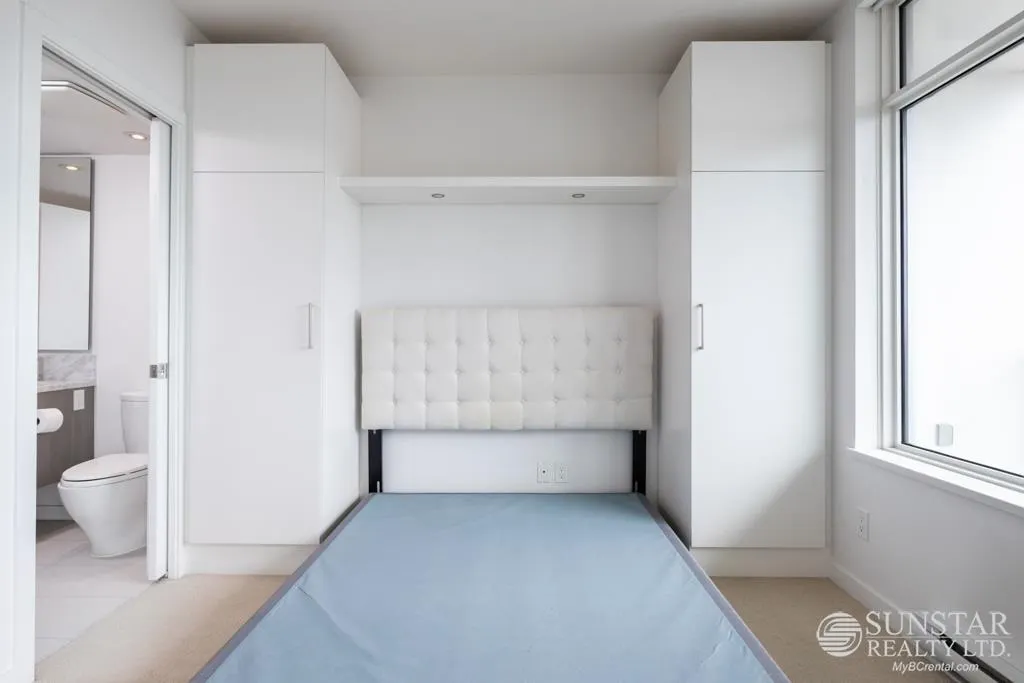 903 6461 Telford Avenue