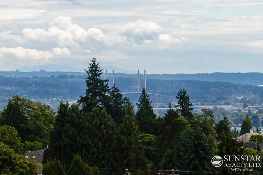 903 6461 Telford Avenue