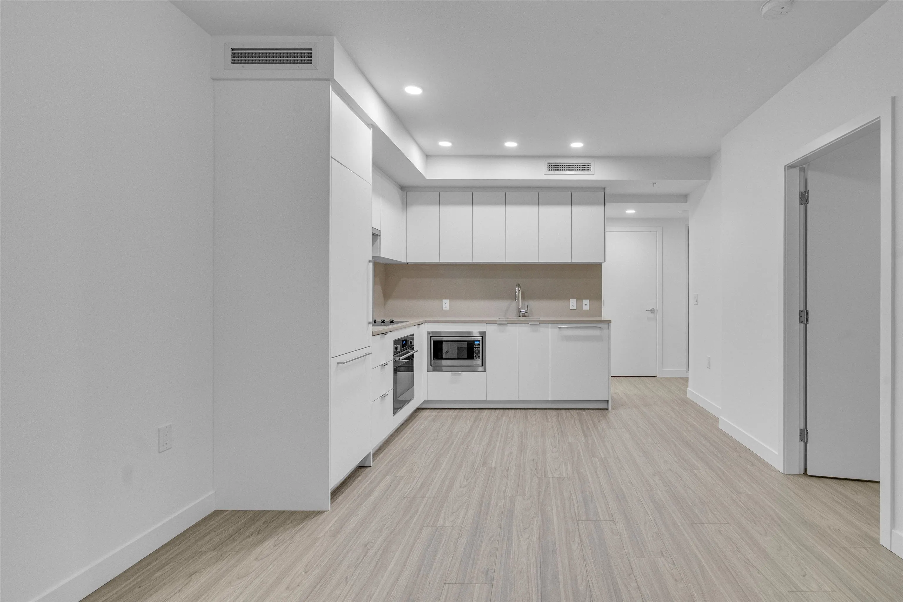 1406 13675 107a Avenue