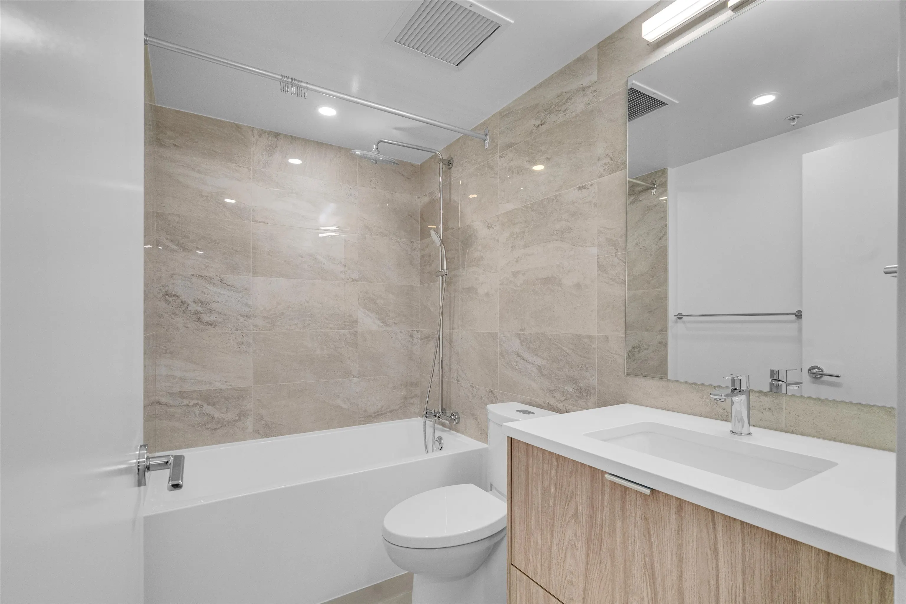 1406 13675 107a Avenue