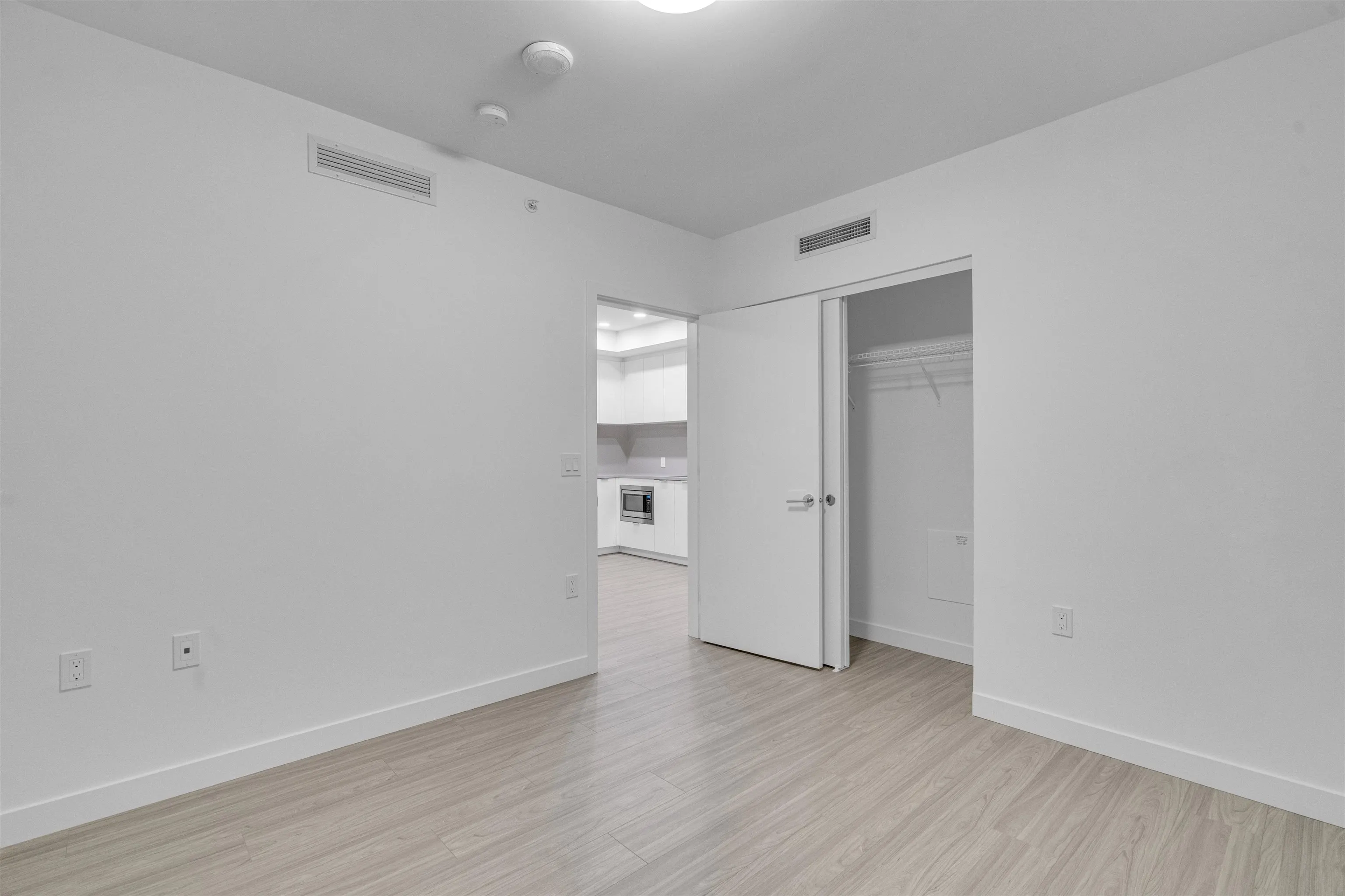 1406 13675 107a Avenue