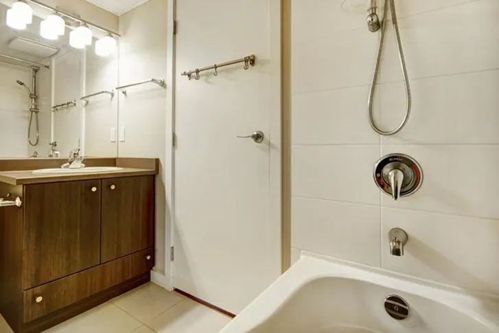 655 4099 Stolberg Street