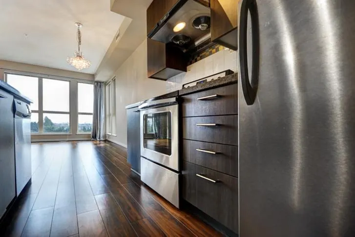 655 4099 Stolberg Street