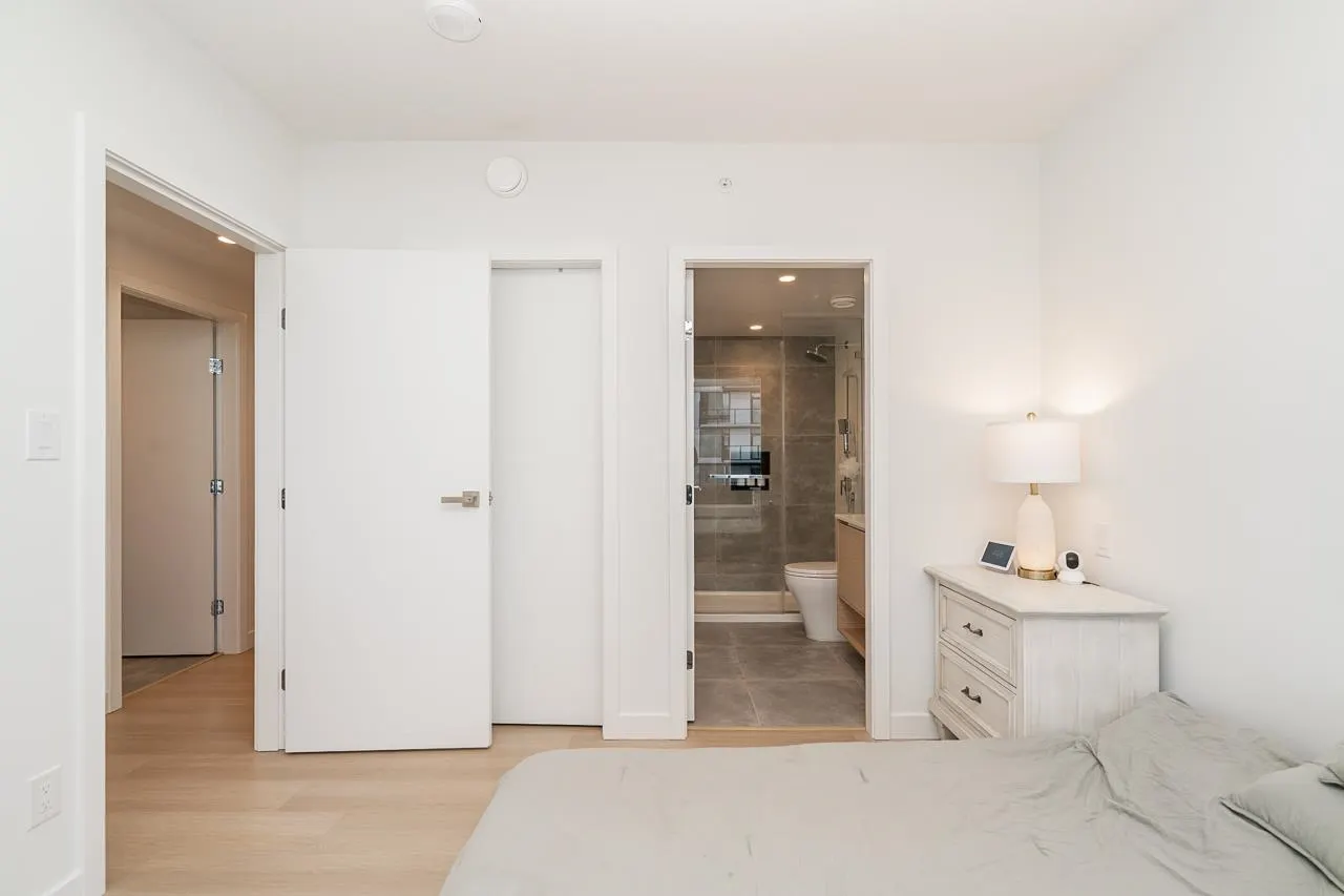 2604 13725 George Junction