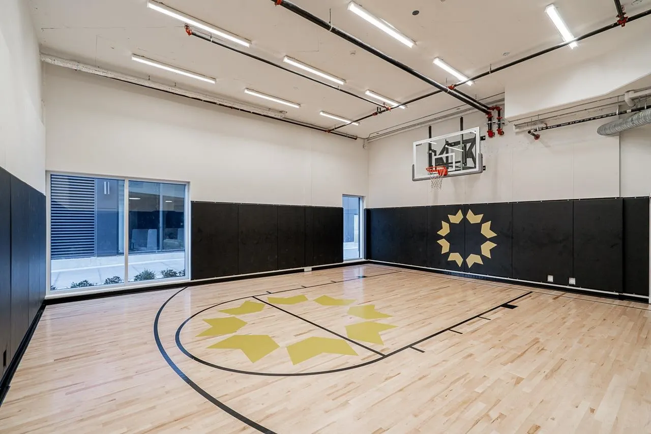 2604 13725 George Junction