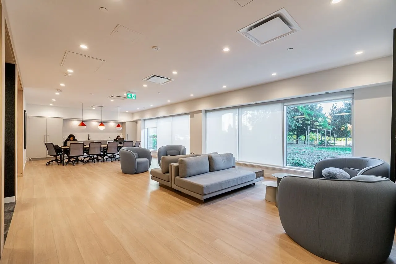 2604 13725 George Junction