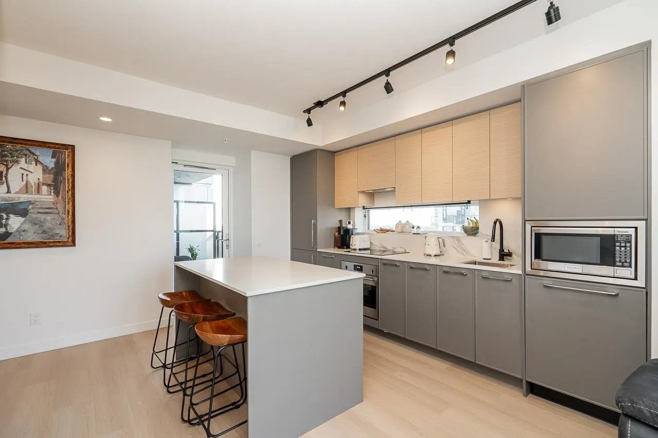 2604 13725 George Junction