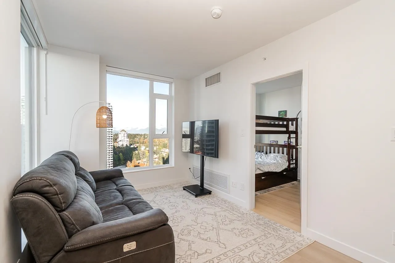 2604 13725 George Junction