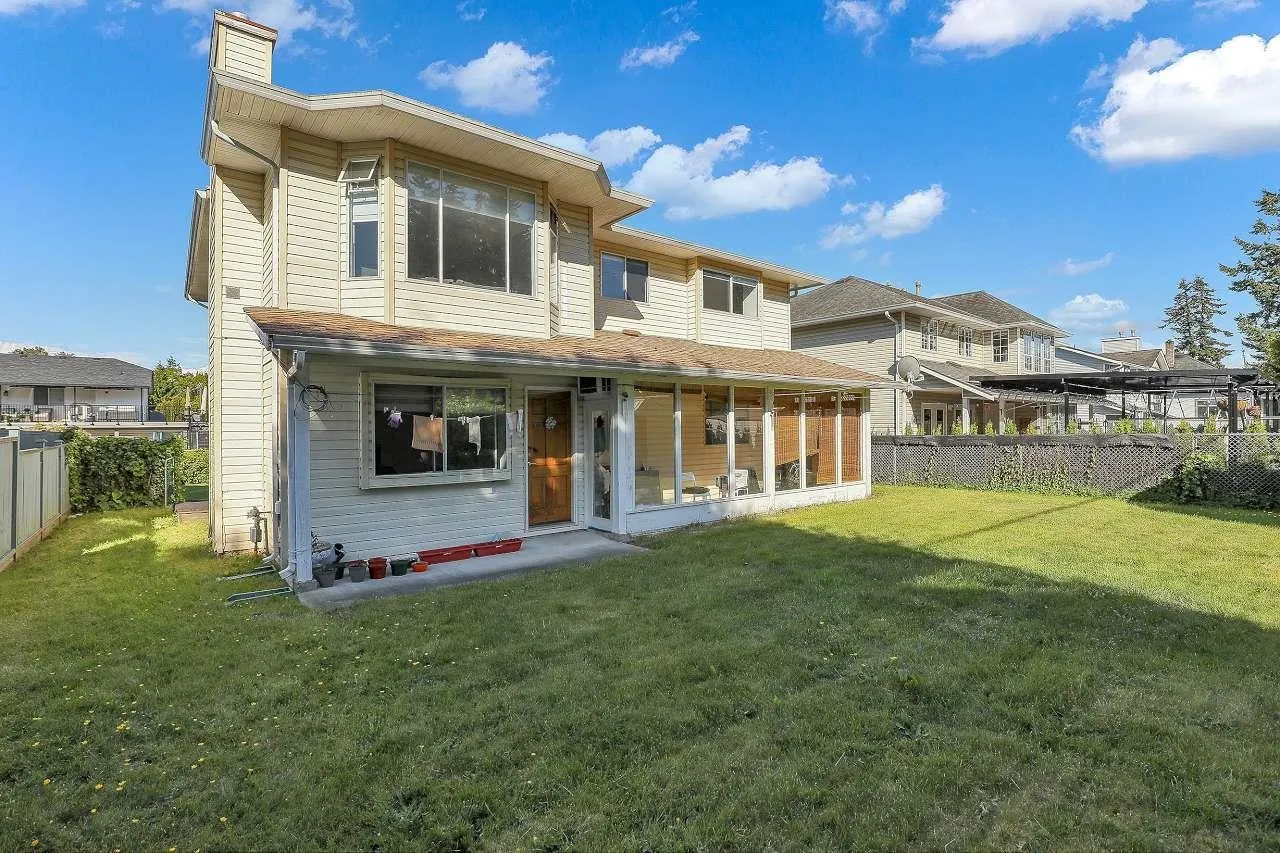 1876 King George Boulevard