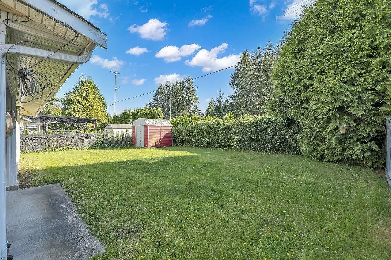 1876 King George Boulevard